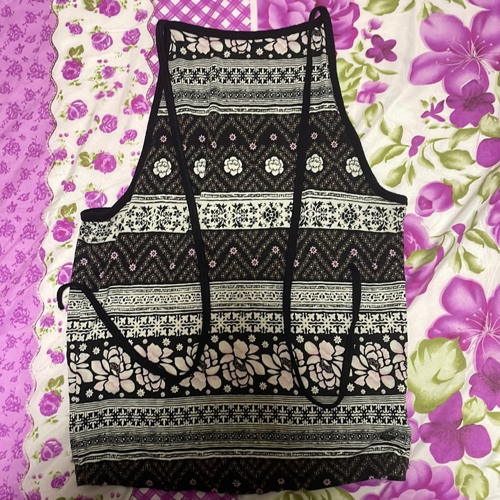 American Eagle halter top